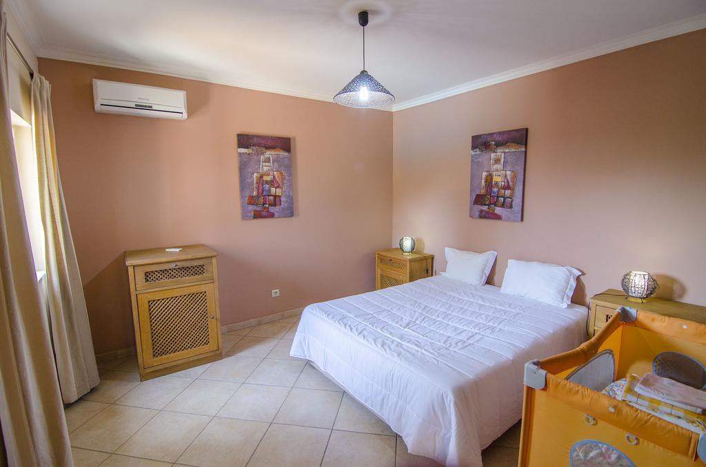 Villa Anita Quarteira Εξωτερικό φωτογραφία