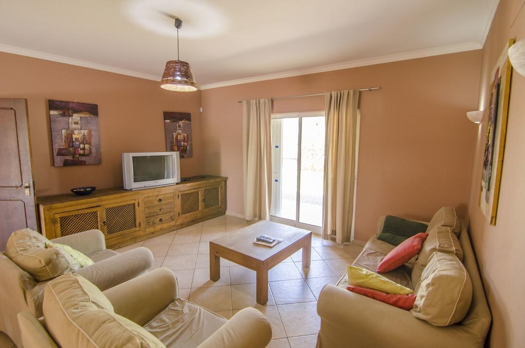 Villa Anita Quarteira Εξωτερικό φωτογραφία
