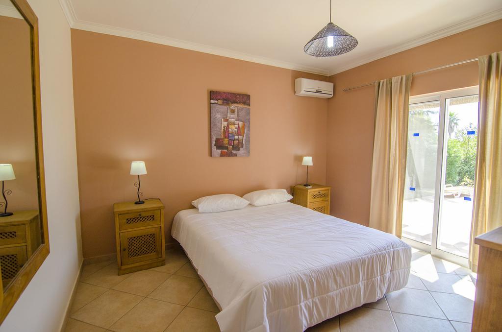 Villa Anita Quarteira Εξωτερικό φωτογραφία